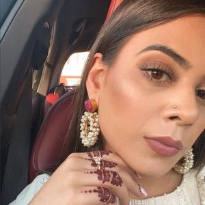 Meet your Posher, Rabia